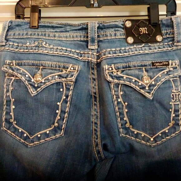 Miss Me Denim - Miss Me Easy Boot Pocket Flaps Biker Rocker Crystals Denim Jeans 30 Stretch